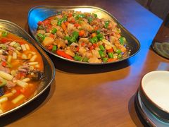 -三叔特色自贡菜(中海国际店)