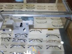 -沪睛眼镜蔡司官方授权店(金桥佳林路店)