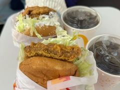 -麦当劳(鄂尔多斯机场店)