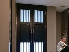 -忆江南·临江鱼馆