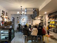 -唐咖精品咖啡(大理古城手冲店)