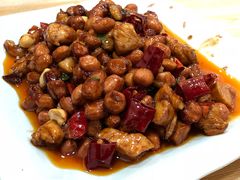 宫保鸡丁-黑皮酸菜鱼(绣花巷店)