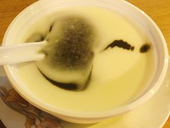 杏仁芝麻糊-晶晶甜品(发昌大厦店)