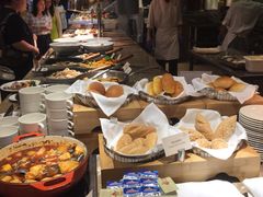 -南湖名都·景湖轩全日制餐厅·海鲜自助·东南亚风味·临湖而食