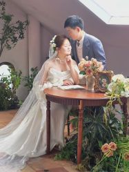 -城市花园婚纱摄影