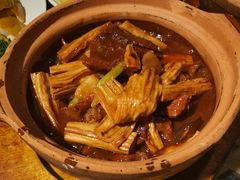 支竹炖牛筋腩煲-老广酒楼(樱花店)