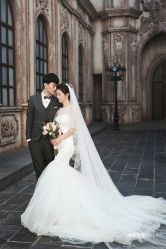 布拉格小镇-巴黎婚纱摄影工作室