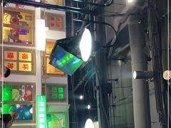 -马路牙子烧烤音乐酒馆(望京店)