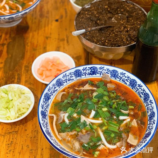 施三一锅鲜羊肉粉