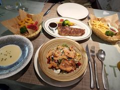 -又见马甲M8融合西餐厅(体育中心店)