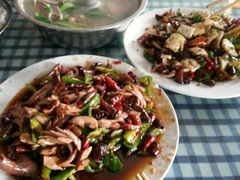 上菜速度之快，味道之难吃难巳想象-易老九江湖菜(北滨一路店)