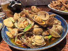 -蚝堡海鲜·威海菜·海肠捞饭·烧烤·亚洲吃蚝公司(幸福门店)