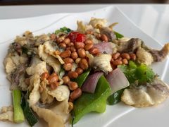 果仁炒生鱼片-禄源公·老莞诚饭店