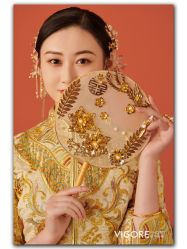 -雪中彩影婚纱摄影·微光艺术中心