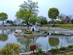-鹅湖玫瑰文化园