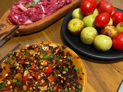 -贵厨酸汤牛肉(花果园国际中心店)