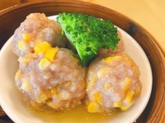 咸蛋粟米球-澳门西南饭店·粤菜·茶市·手工点心(华海路店)