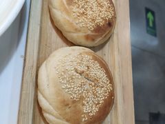5块钱热腾腾转炉烧饼-黑鸡小馆(金源店)