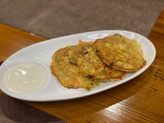 西葫芦饼配酸奶-TUK土耳其餐厅·下午茶(卢湾店)