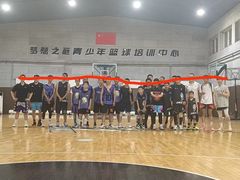 -梦想之巅·青少年篮球·羽毛球·培训中心(西站店)