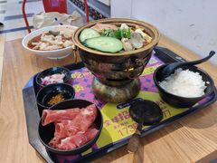 -八一好吃街·高品美食广场