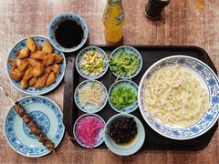 老北京炸酱面-门框胡同百年卤煮(新街口店)