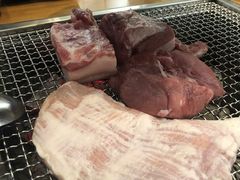 -肉甲韩国木炭烤肉(新壹街1店)