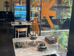 -304/BRUNCHRESTAURANT
