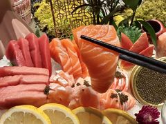 -蟹犇前•帝王蟹雪蟹(陆家嘴店)