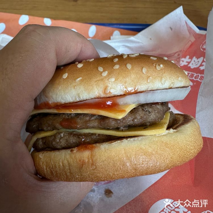 快乐肥仔餐[捂脸]