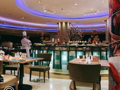 -咖啡苑自助餐厅·中国大饭店