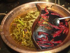 -辣伍鲜毛肚老火锅(元一店)