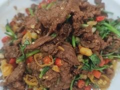 -湖南人家湘菜馆(镇江路店)