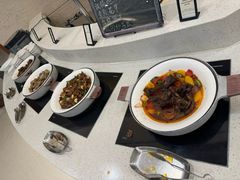 -元一希尔顿酒店·鲜切牛肉火锅禅自助餐厅
