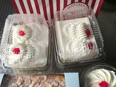 -红宝石·鲜奶小方·海派西点房(南丹店)