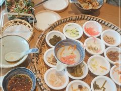 -包整·丝娃娃(一览甲秀楼风景店)