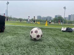 -Riverside河畔少儿足球培训(前滩店)