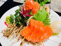 三文鱼刺身-山上下日本料理(万象城店)