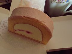 -花花卷卷·鲜食蛋糕(静安久光百货店)