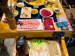 -潘小辣鲜肉老火锅