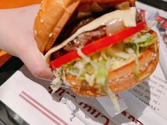 -The Habit Burger Grill 哈比特汉堡(复兴soho店)