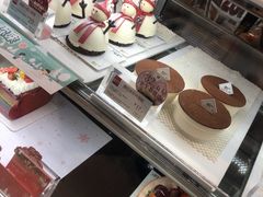 -85度C(生甜甜圈研究工坊·上海松江人民北路店)