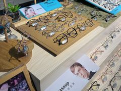 -Trend1881视光·蔡司视觉(领展广场店)