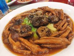-益健名厨海鲜城(夏湾店)