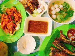 -明记烧鱼美味店