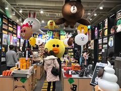 -LINE FRIENDS Garosu-gil Flagship Store