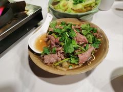 -大众跷脚牛肉馆·非遗传承单位(峨眉山店)