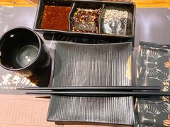 餐具摆设-黑牛の店·和牛烧肉(石家庄万象城店)