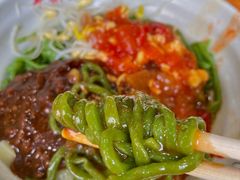 特色三合一-手擀菠菜面(西康路店)