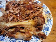 -老天桥酱肉烧饼夹肘子(天桥店)